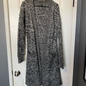GUESS cardigan